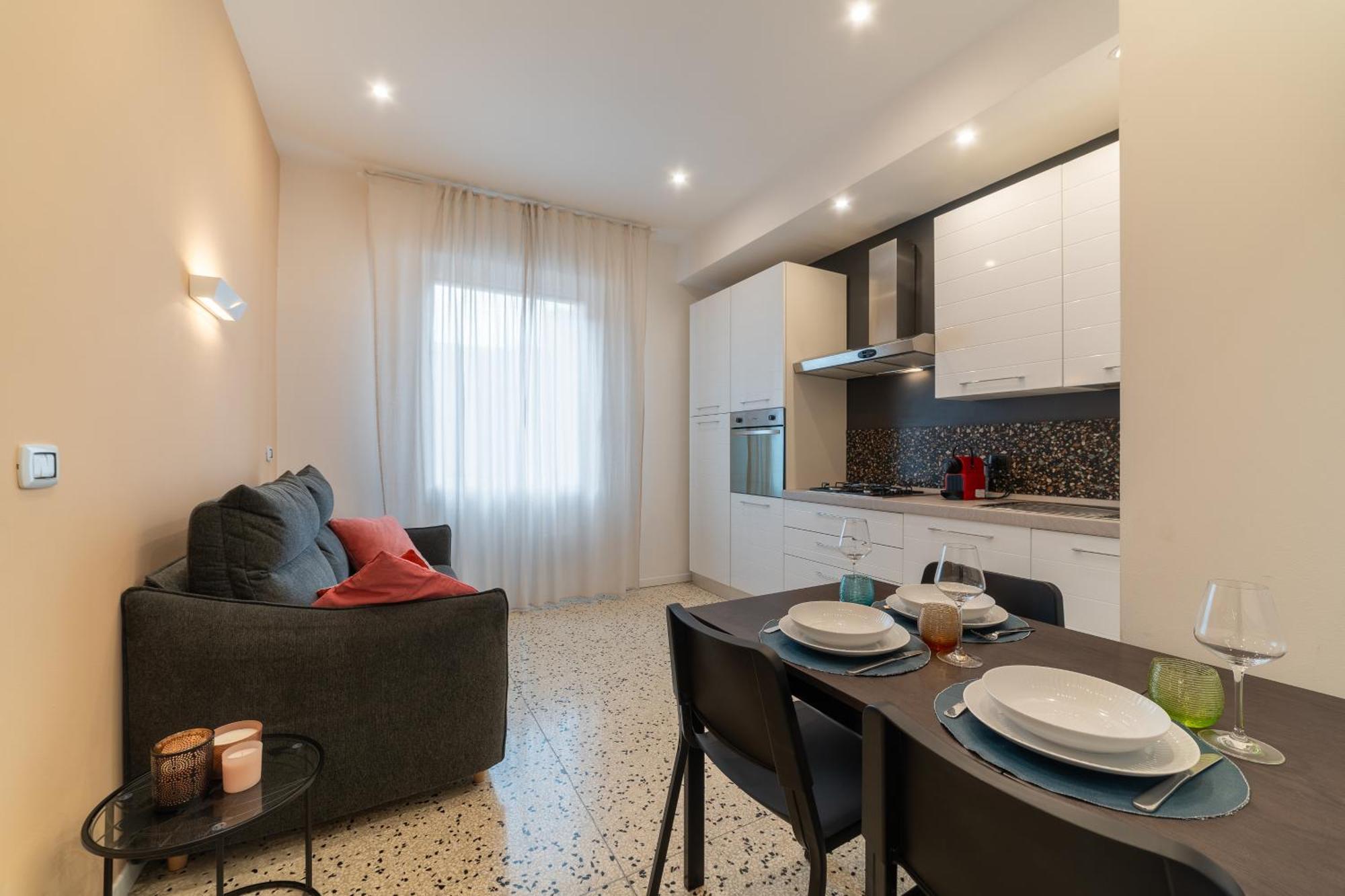 Casa Daura - Your Comfortable Apartment In Bologna - Parking Exterior photo